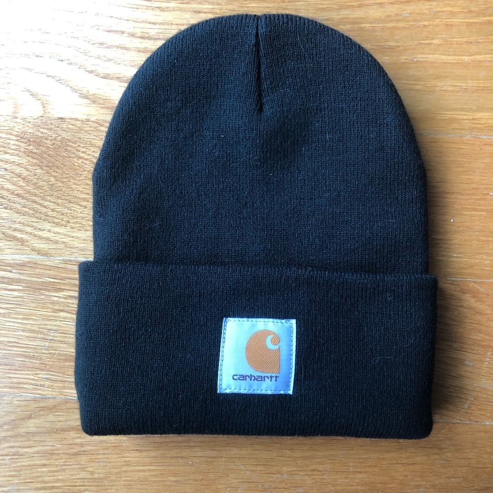 NWOT Carhartt Classic Black Beanie